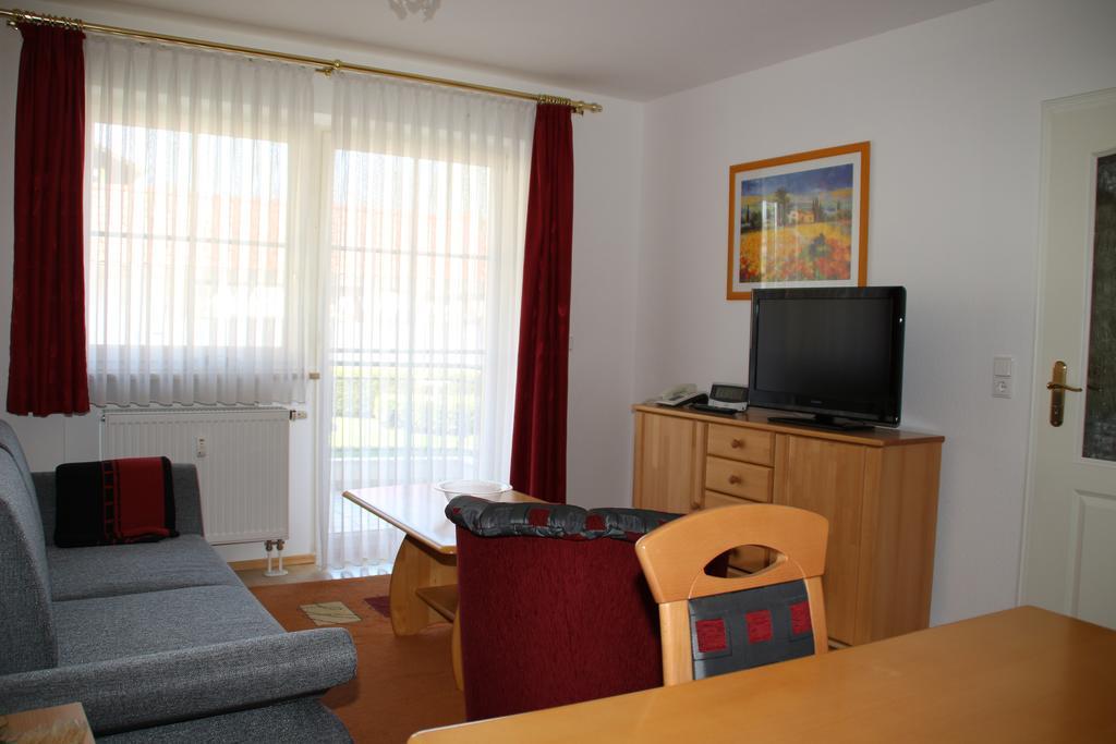 2 Zimmer Kursuite Bad Fuessing Екстер'єр фото